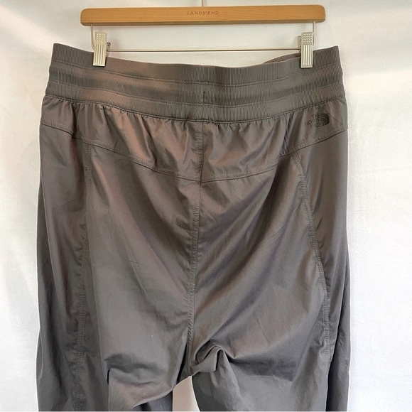 New The North Face Plus Size1x Women’s Active Capri Graphite Grey Aphrdit 1x NWT - Picture 5 of 12